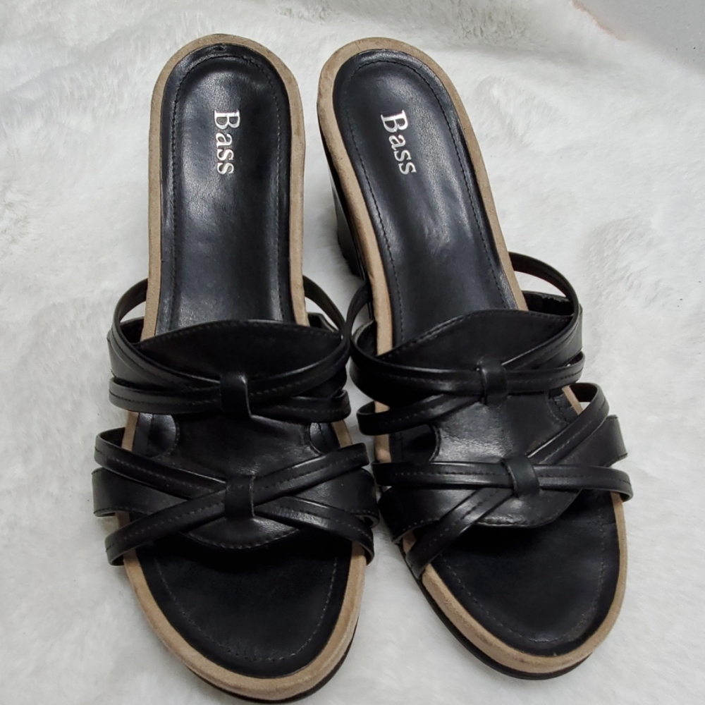 BASS SANDALS 8 1/2M